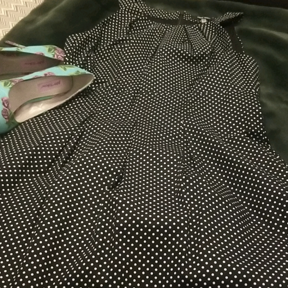 CLASSIC EMPIRE FIT POLKA DOT DRESS